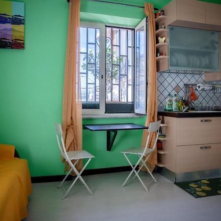 Casa Vacanze Funny House Consalvo نابولي المظهر الخارجي الصورة